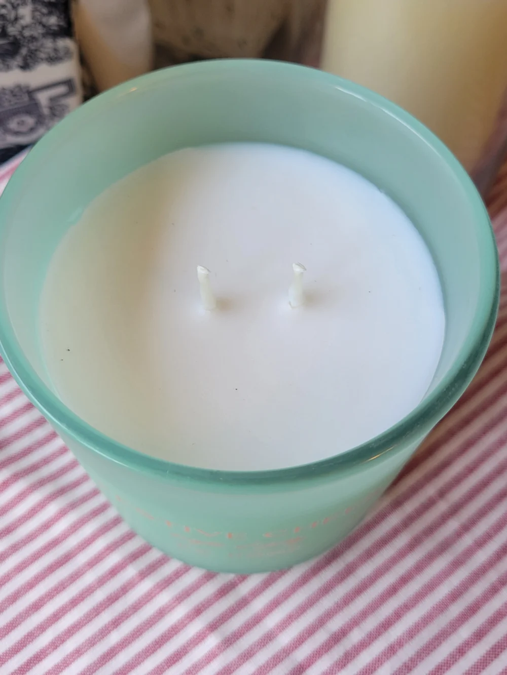 DW Home Festive Cheer Candle with an Iridescent Tree